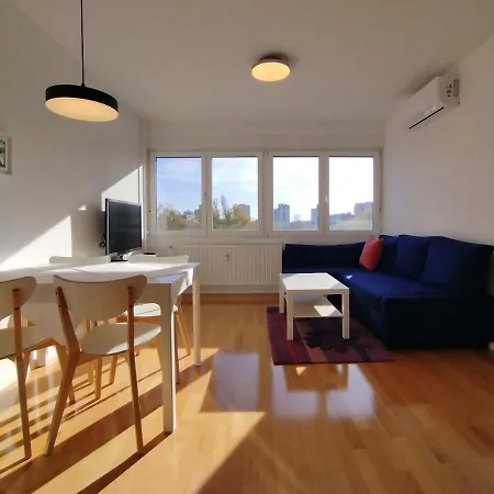 2 Bedroom Apartment Lili Zagabria Esterno foto